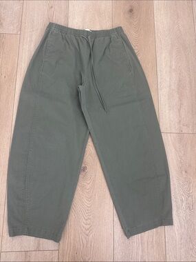 Abercrombie & Fitch Olive Drawstring Joggers